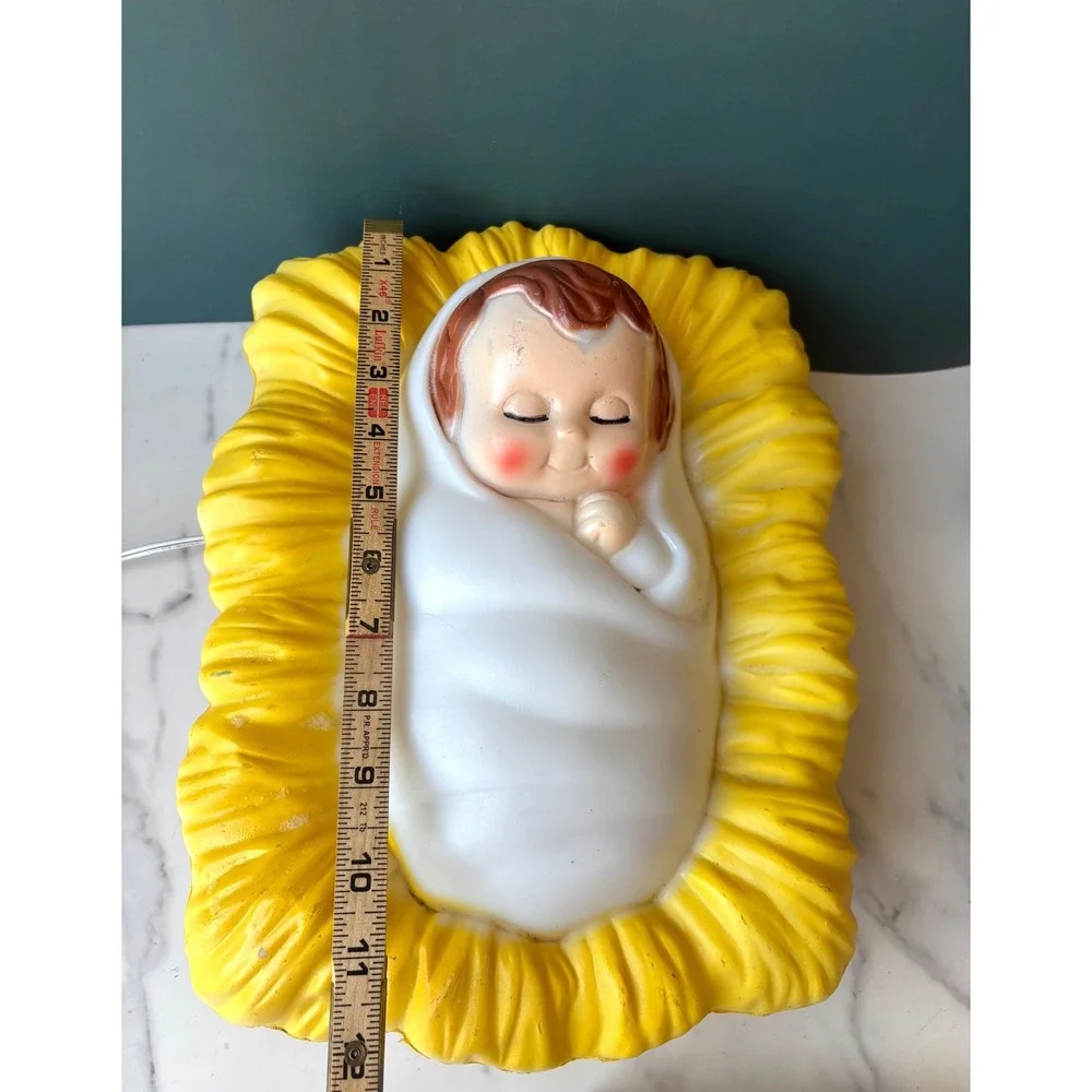 Vintage General Foam Plastics Baby Jesus Manger Blow Mold Christmas Nativity 12